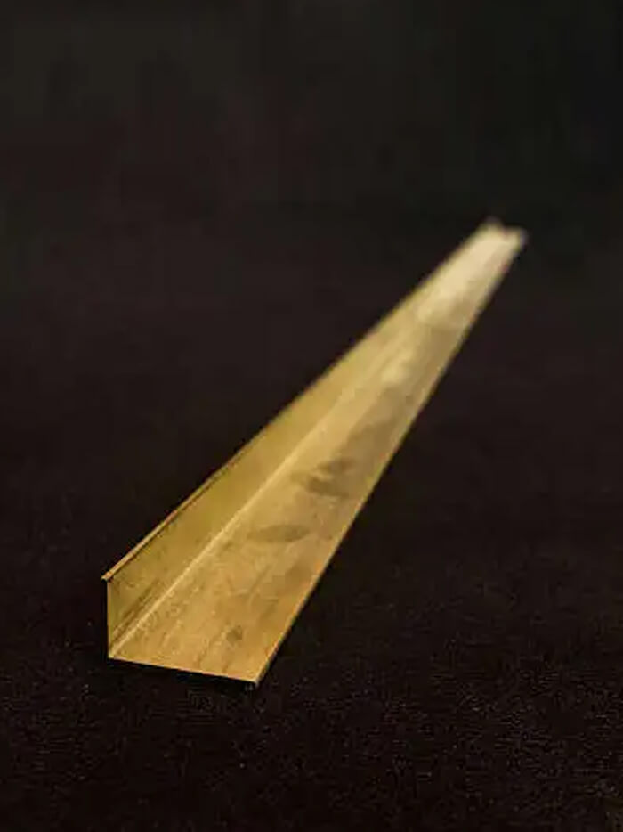 Brass IS 319 Unequal Angle